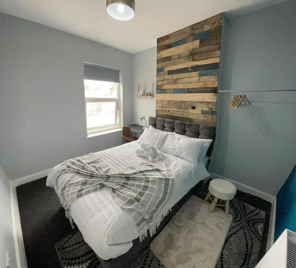 ברמינגהאם Spacious 6 Bed Home Near City & Albion Stadium Perfect For Contractors! מראה חיצוני תמונה