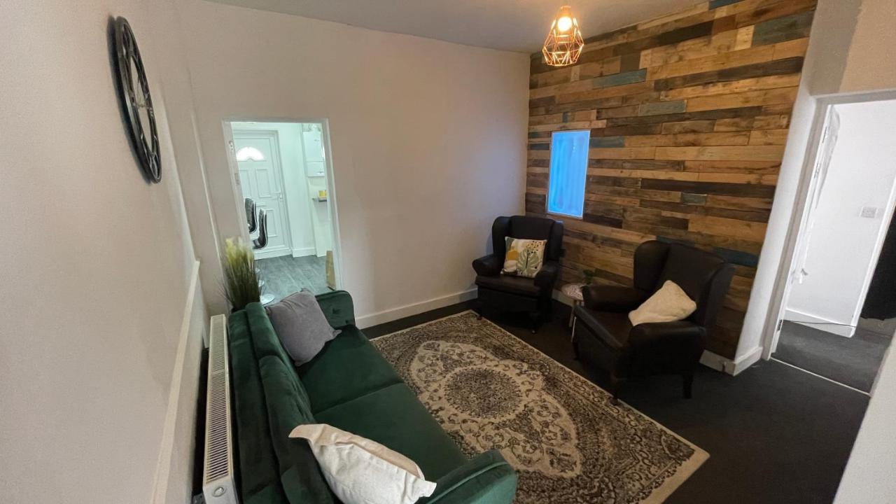 ברמינגהאם Spacious 6 Bed Home Near City & Albion Stadium Perfect For Contractors! מראה חיצוני תמונה